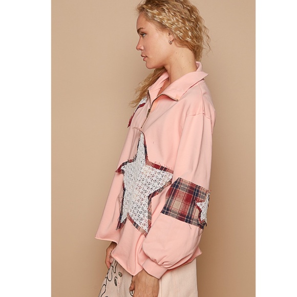 ❄️NWOT POL Pink Star Patchwork Top w/Zip Neck Closure and Balloon Sleeves - Picture 3 of 3